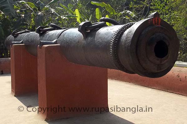 Jahan_Kosha_Cannon_Murshidabad